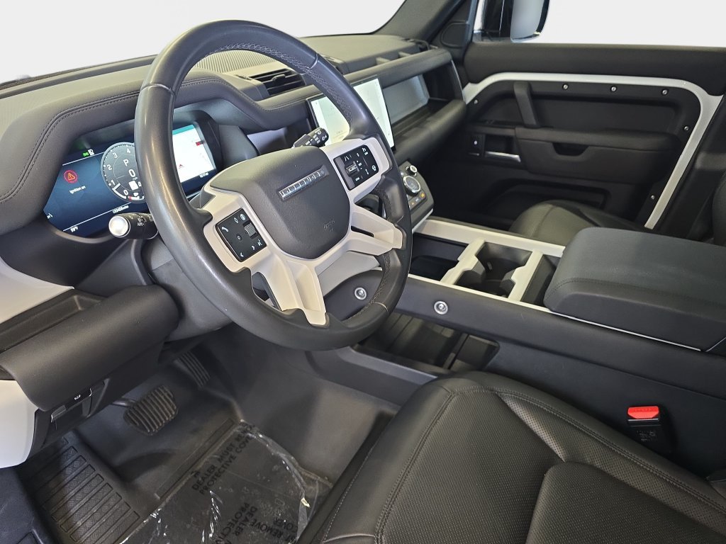 Certified 2025 Land Rover Defender 110 S AWD/4WD image 18