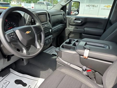 New 2025 Chevrolet Silverado 2500 Custom w/ Custom Value Package image 15
