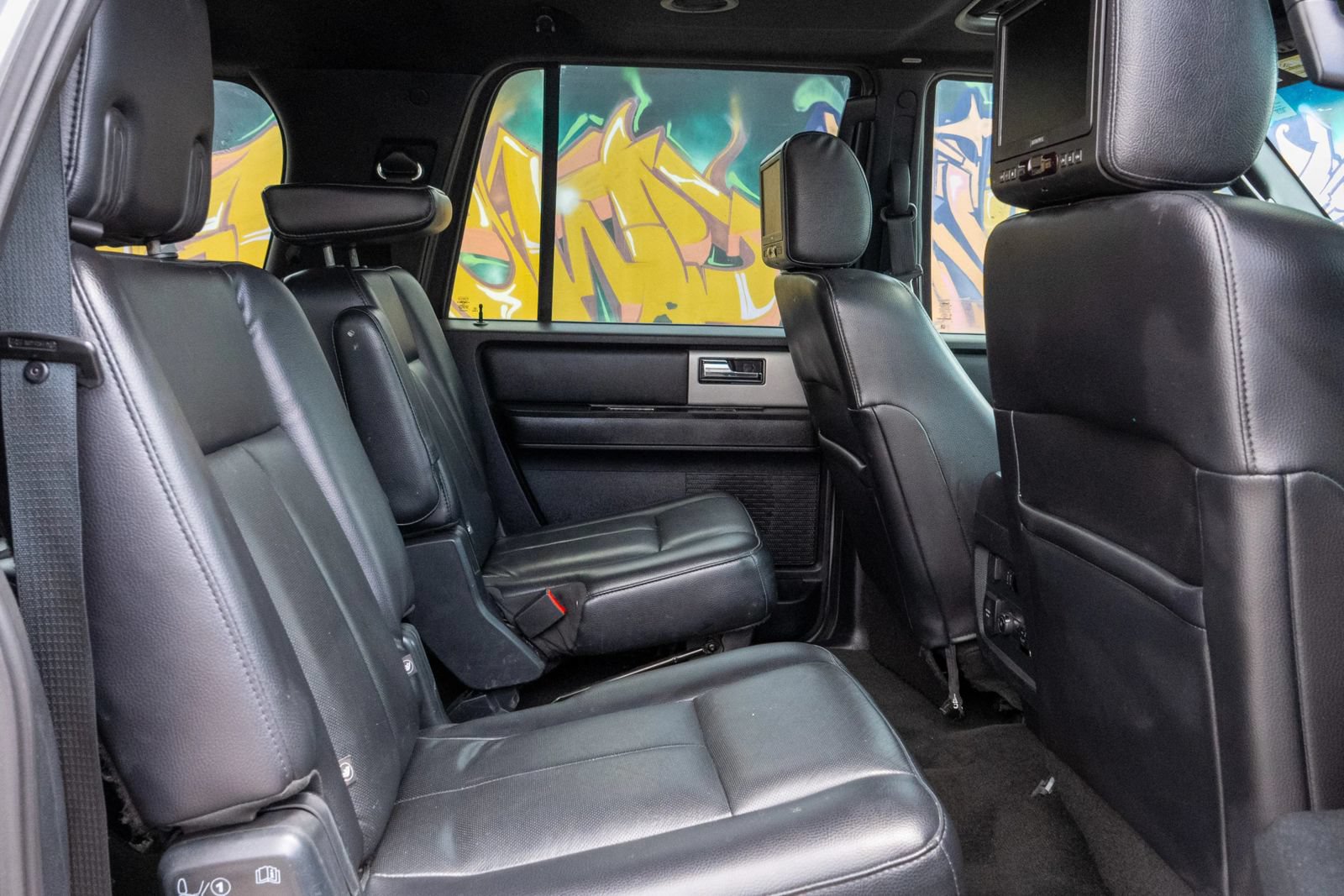 Used 2015 Ford Expedition EL Limited w/ Equipment Group 301A RWD image 32