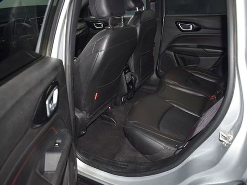 Used 2024 Jeep Compass Trailhawk image 27