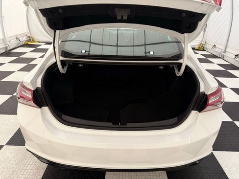 Used 2022 Chevrolet Malibu LT image 4