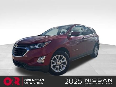 Used 2018 Chevrolet Equinox LT FWD image 1