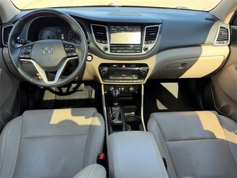 Used 2018 Hyundai Tucson Limited w/ Ultimate Package 02 image 10