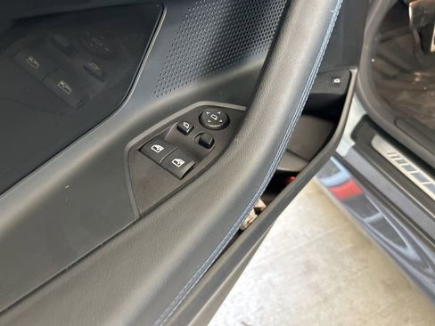 Used 2022 BMW 230i Coupe w/ Premium Package 2 RWD image 39