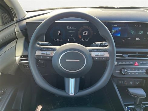 New 2026 Hyundai Tucson SE image 12