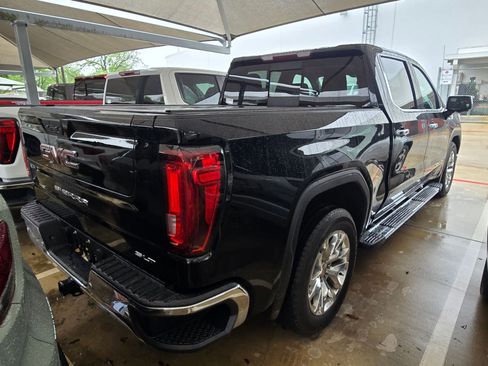 Used 2022 GMC Sierra 1500 SLT image 5