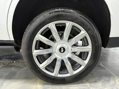 Used 2023 Cadillac Escalade Premium Luxury Platinum image 34