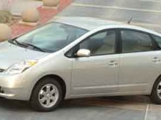 Used 2004 Toyota Prius image 1