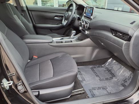 Certified 2023 Nissan Sentra SV image 11