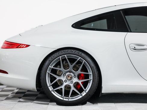 Used 2014 Porsche 911 Carrera S image 2