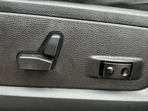 Used 2019 RAM 2500 Big Horn AWD/4WD image 16