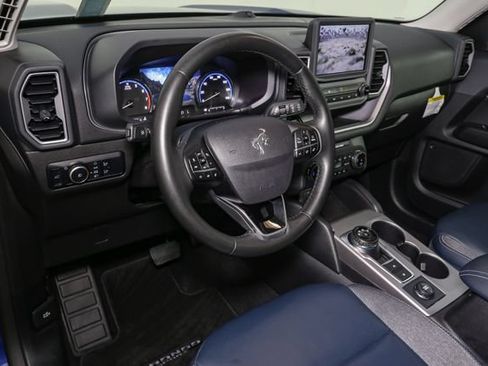 Used 2024 Ford Bronco Sport Outer Banks w/ Tech Package AWD/4WD image 19