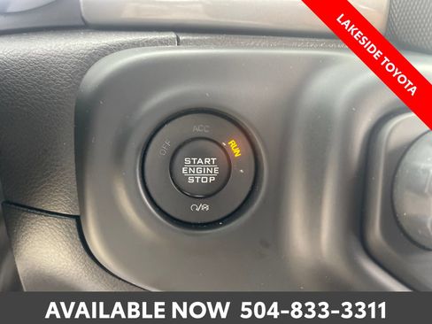 Used 2023 Jeep Wrangler Unlimited Sahara AWD/4WD image 34