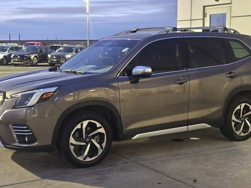 Used 2024 Subaru Forester Touring image 24