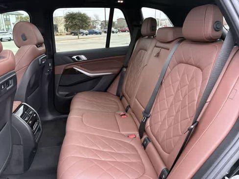 Used 2023 BMW X5 xDrive40i w/ Climate Comfort Package image 21