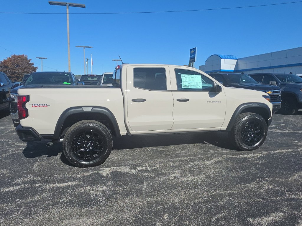 New 2026 Chevrolet Colorado Trail Boss AWD/4WD image 7