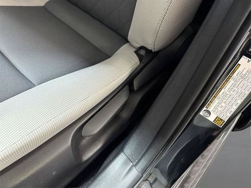 Used 2023 Toyota Corolla LE FWD image 19