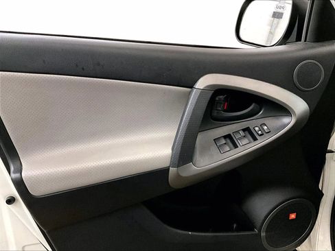 Used 2010 Toyota RAV4 Limited image 22