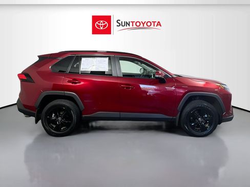 Used 2025 Toyota RAV4 XLE w/ Convenience Package FWD image 2