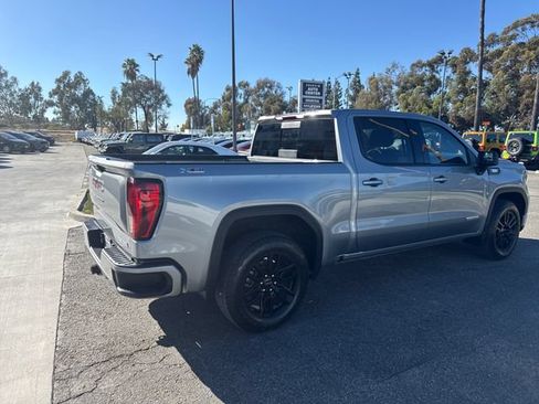 Used 2026 GMC Sierra 1500 Elevation w/ Preferred Package AWD/4WD image 5