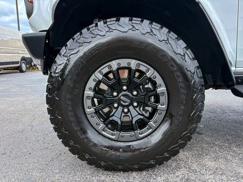 Used 2025 Ford Bronco Raptor w/ Interior Carbon Fiber Pack AWD/4WD image 33