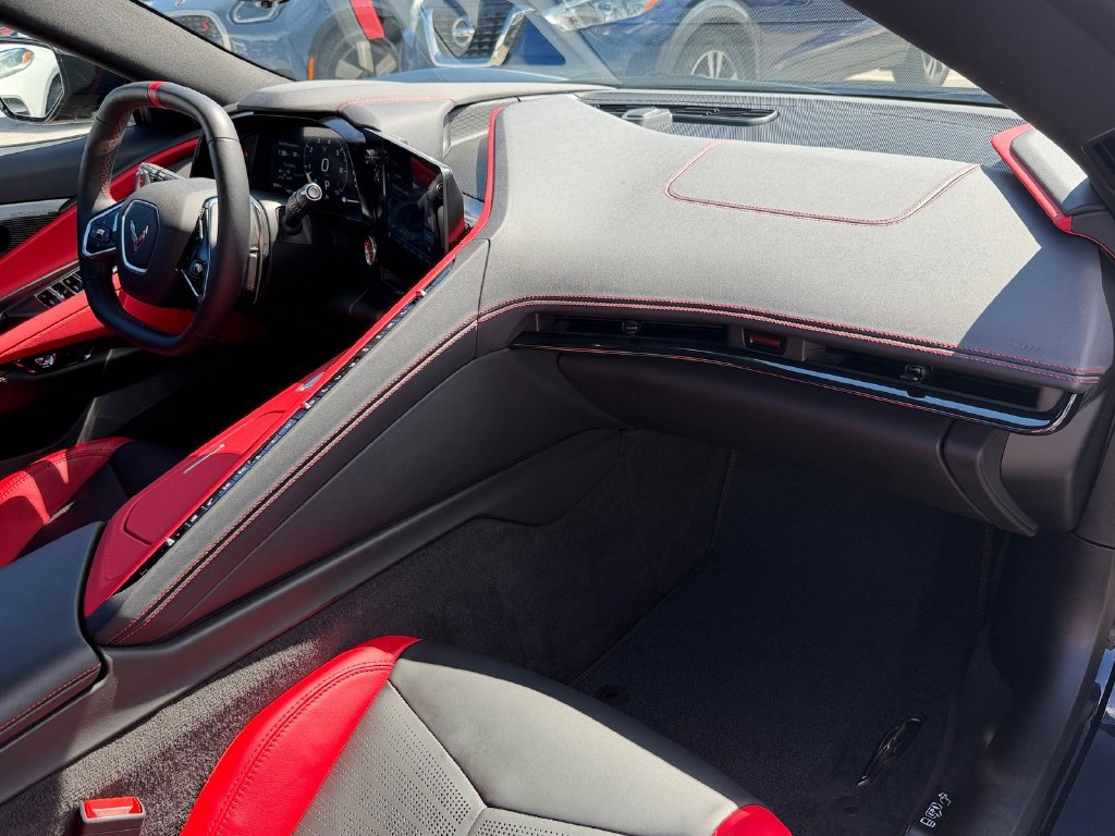 Used 2024 Chevrolet Corvette Stingray Preferred Conv w/ Stealth Interior Trim Package RWD image 17