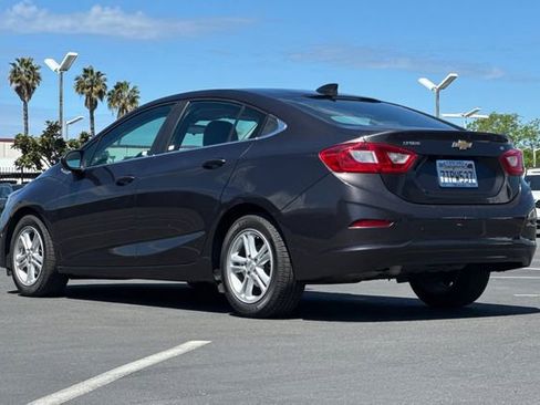 Used 2016 Chevrolet Cruze LT image 6