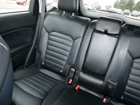 Certified 2022 Ford Edge SEL w/ Convenience Package AWD/4WD image 12