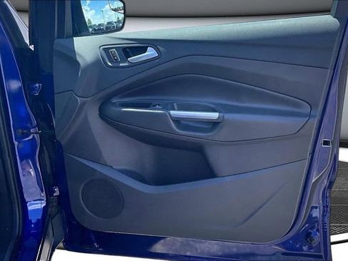 Used 2016 Ford Escape SE w/ Equipment Group 201A FWD image 27