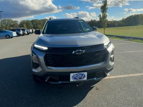 New 2026 Chevrolet Equinox RS w/ LPO, Floor Liner Package image 6