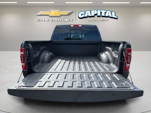 Used 2019 RAM 1500 Laramie AWD/4WD image 32