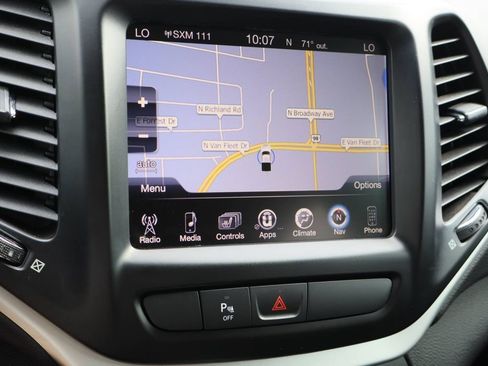 Used 2018 Jeep Cherokee Trailhawk w/ Quick Order Package 27L image 14