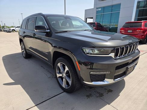 Used 2023 Jeep Grand Cherokee L Limited AWD/4WD image 1