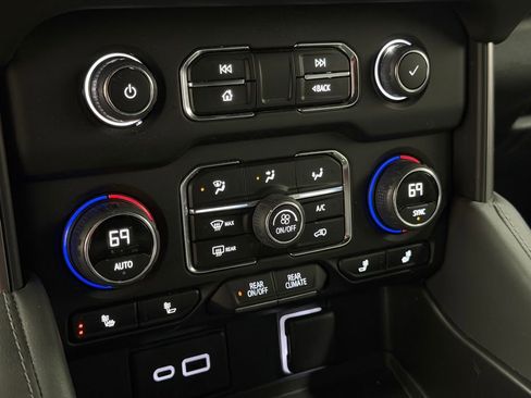 Certified 2024 Chevrolet Tahoe LT image 36