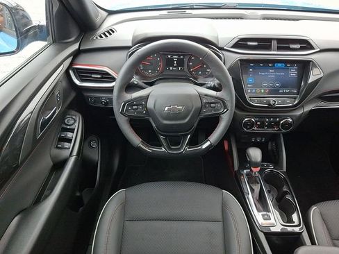 Certified 2023 Chevrolet TrailBlazer RS w/ Sun and Liftgate Package image 11