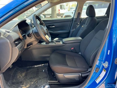 Used 2025 Nissan Sentra SV image 23