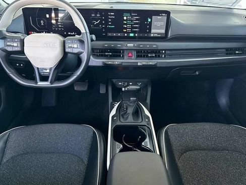 Used 2025 Kia K4 GT-Line w/ GT-Line Sunroof Package FWD image 13
