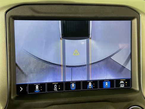 Used 2020 Chevrolet Silverado 1500 LTZ w/ LTZ Premium Package image 43