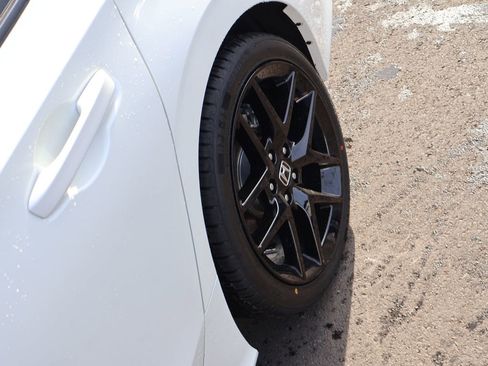 Certified 2025 Honda Civic Sport image 34