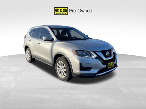 Used 2019 Nissan Rogue S image 1