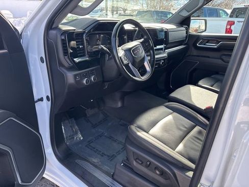 Used 2025 GMC Sierra 1500 SLT image 14