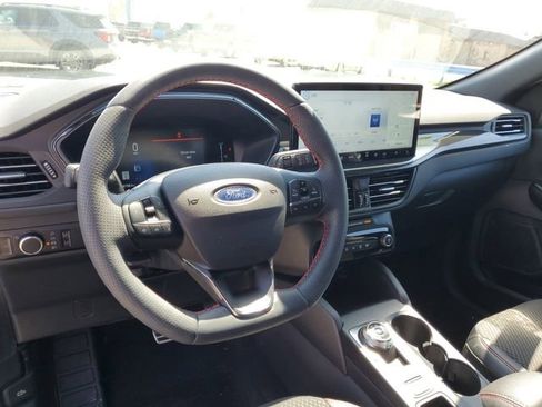 Used 2024 Ford Escape ST-Line w/ Tech Pack #1 image 18