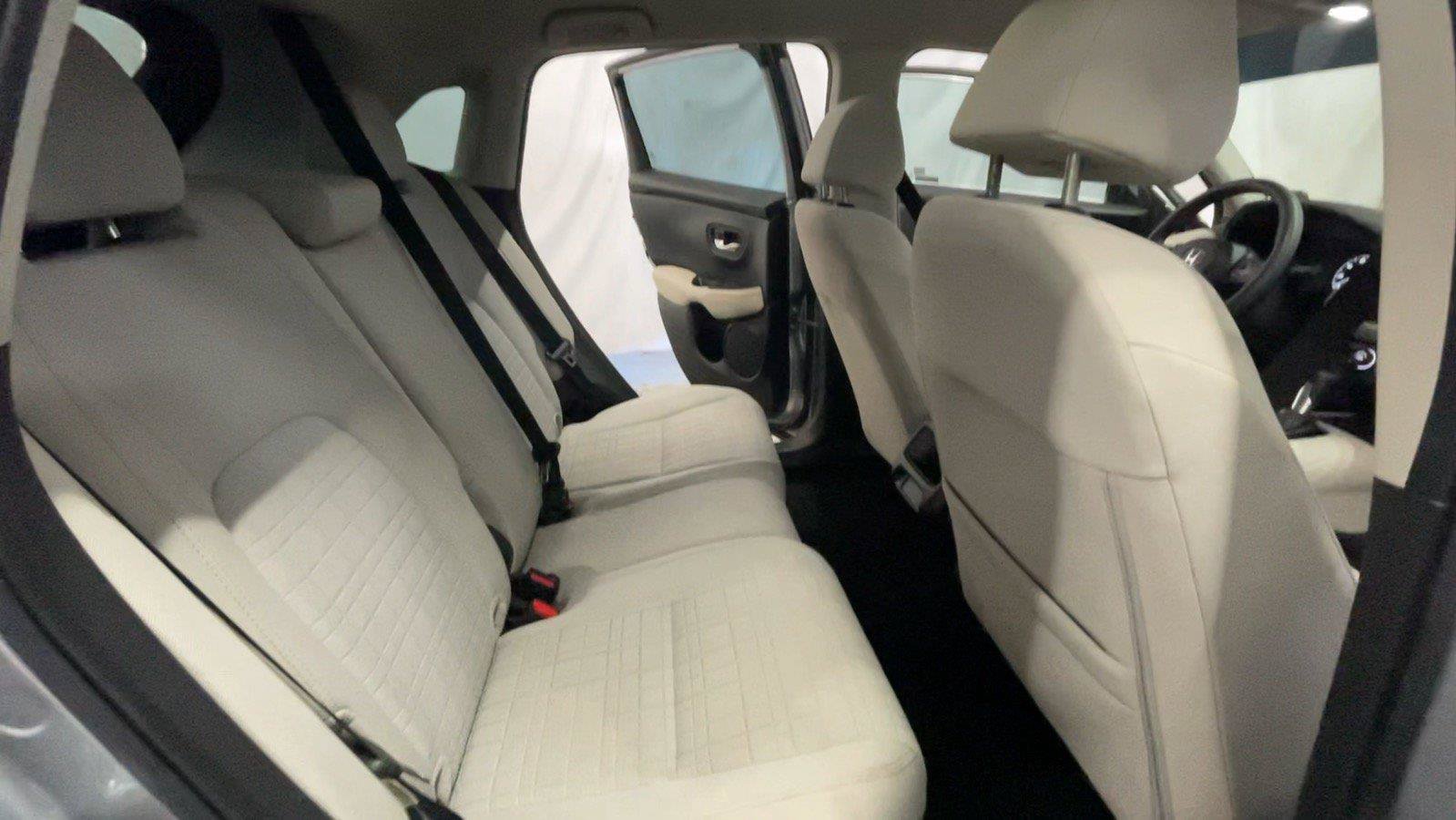 Certified 2024 Honda HR-V LX image 26