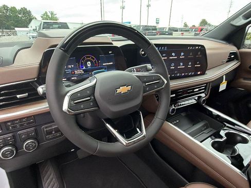 New 2026 Chevrolet Tahoe High Country AWD/4WD image 5