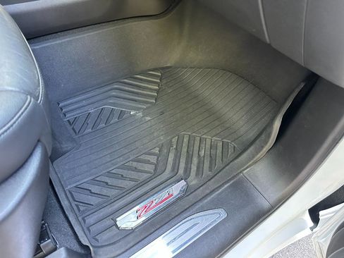 Used 2021 Chevrolet Silverado 1500 LT Trail Boss w/ Convenience Package II image 31