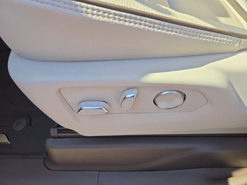 New 2026 GMC Yukon XL Denali w/ LPO, Floor Liner Package image 20