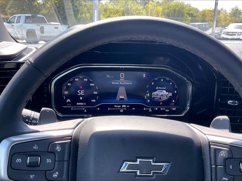 Used 2025 Chevrolet Silverado 1500 RST w/ Redline Edition AWD/4WD image 26