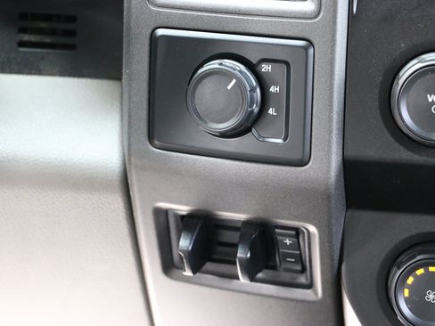 Used 2021 Ford F350 XL w/ Power Equipment Group AWD/4WD image 18