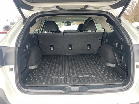 Used 2025 Subaru Outback Onyx Edition image 13