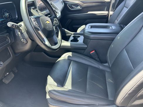Used 2023 Chevrolet Tahoe LT w/ Luxury Package AWD/4WD image 10